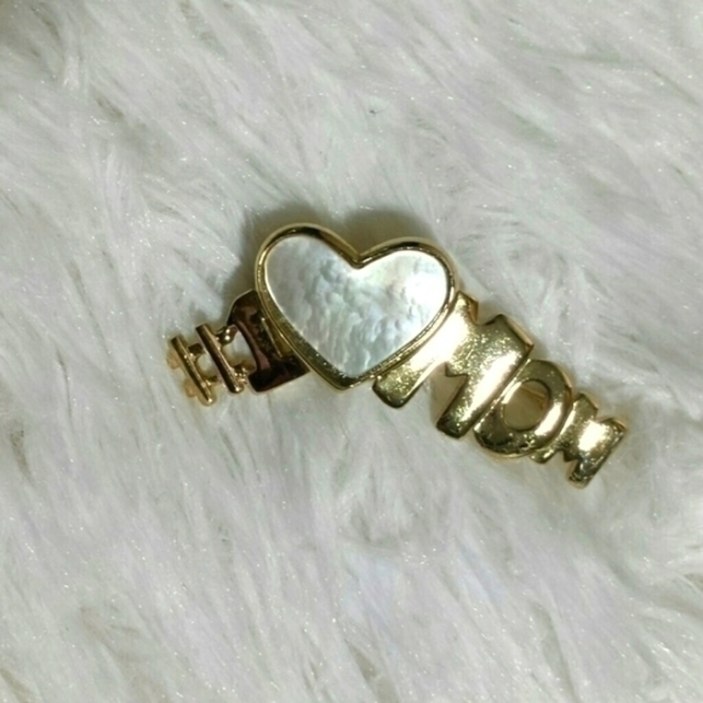 Vintage I Love Mom Mother Of Pearl Heart Brooch